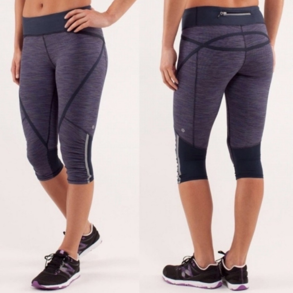 Lululemon short crop leggings!